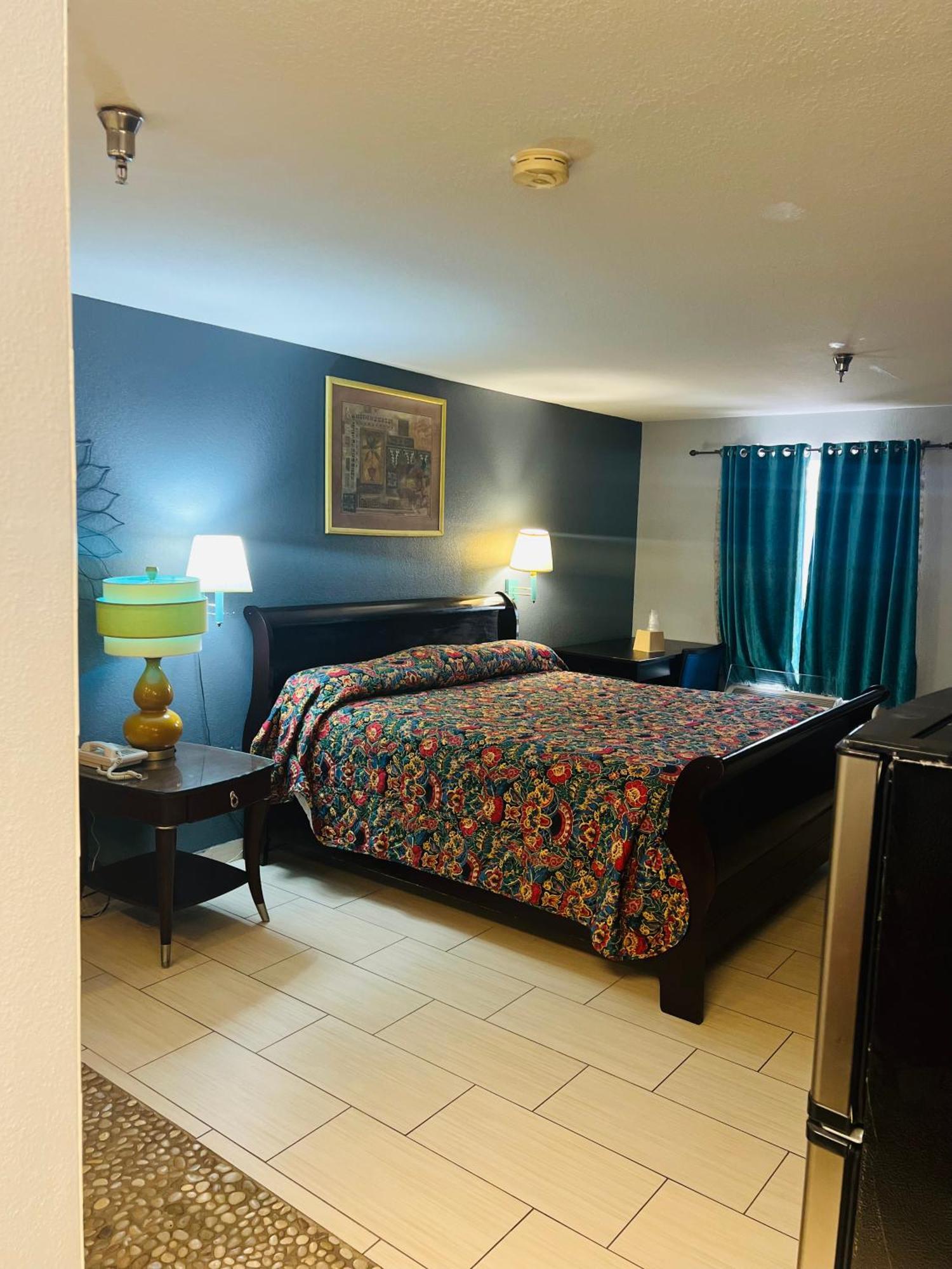 The Shades Motel Μπατόν Ρουζ Εξωτερικό φωτογραφία